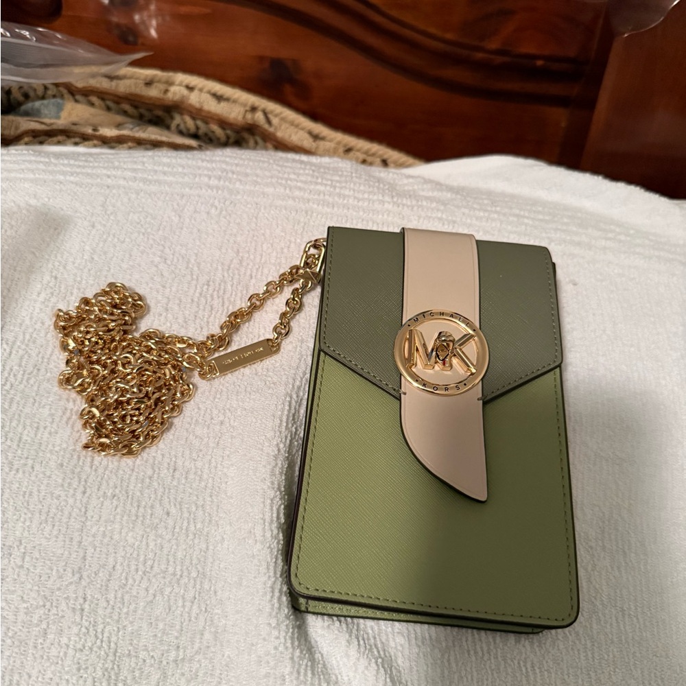 NWT Michael Kors Olive Green Phone Crossbody with Gold Chain